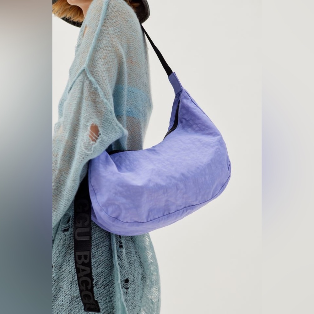 BAGGU Medium Nylon Crescent Bag - Bluebell